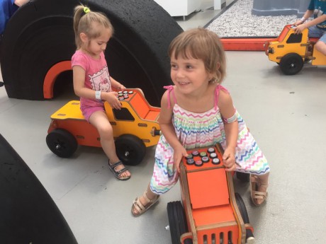 65717947_1086939528360818_9186221755155349504_n