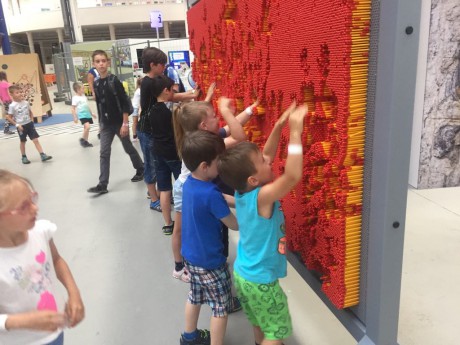 65934193_312621076286260_446128234539515904_n