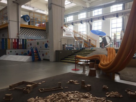 65993878_319676775648362_9019277677734920192_n