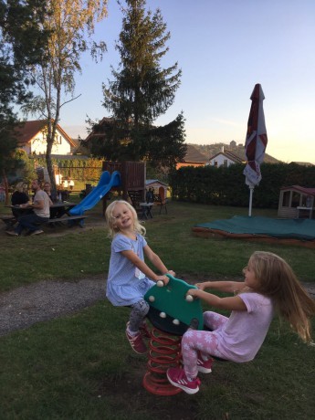 72154750_777043196081422_5181906324983644160_n