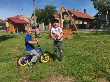 101917960_555656985312222_233632910798749696_n