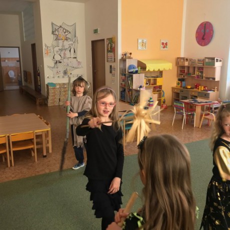 181320796_307557340735905_2732104552782981910_n