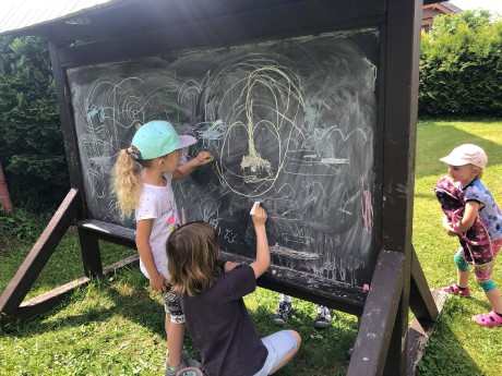 207018627_973941566774015_2801615335939079254_n