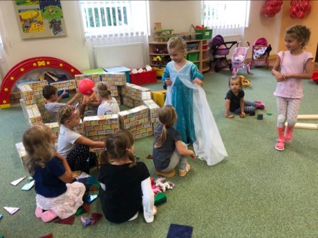 244457730_884746395493419_6015894404816074158_n