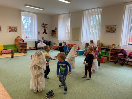 279412142_470258881564279_5777385374161769890_n