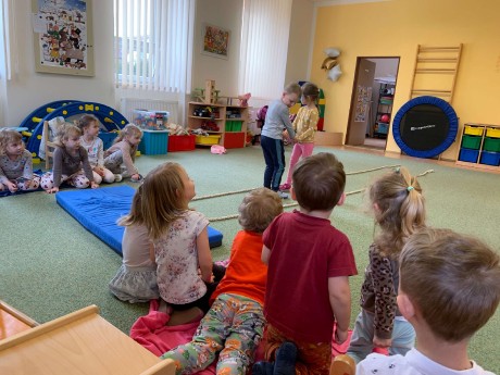 18db0c5f-be3e-4387-a553-7465c620453b