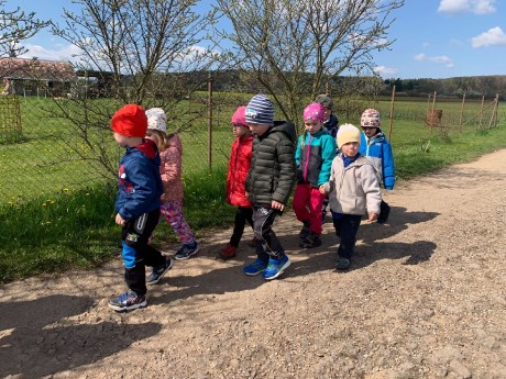 aceaf9c1-ea44-41c9-84b1-3483a3812537