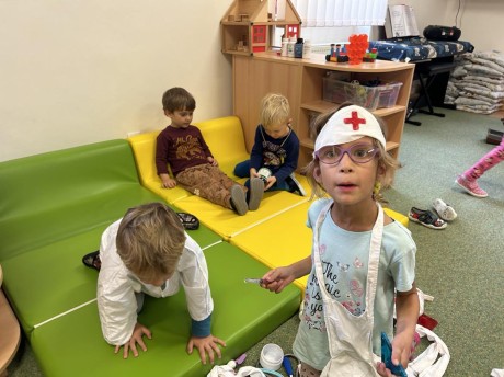 371500404_534059542267084_44239911613352863_n