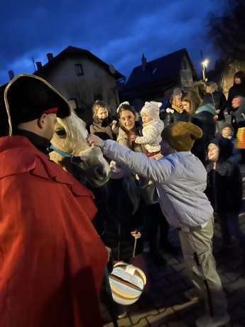 370254675_313525388255260_105166435964917970_n