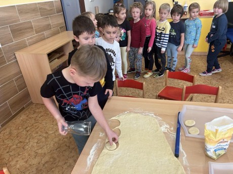 434019629_329513976797074_2308843930673708858_n