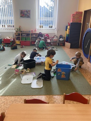 434056659_428023573106248_5030603943687947241_n