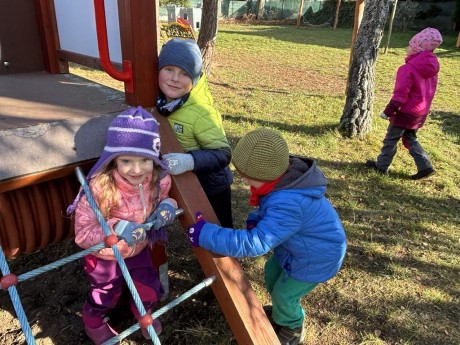 ffe1fadc-9a67-4202-944e-f85b32e7030f