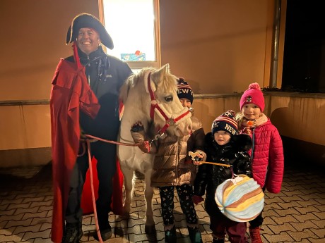 ab2beb00-21e0-45aa-8471-eb5bf3db473d