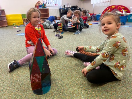 0dd7ca16-b9df-4e14-a145-2e5b84f9271f