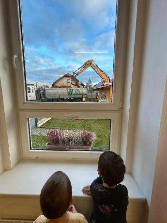 2c72d3ae-05b3-4ebc-b39b-bcc5b868de44