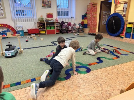 e35af996-0d9a-4493-b4e2-db7703ba767a