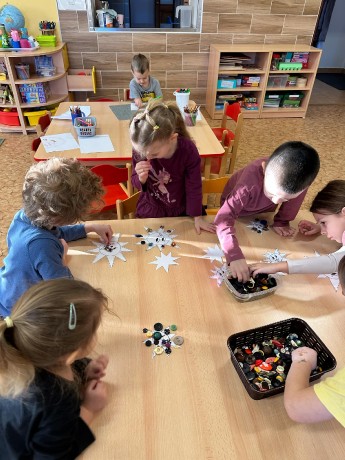 698c1eef-25c9-48b5-b235-17a4185f660a