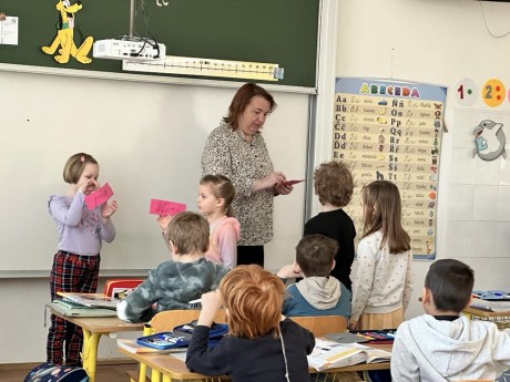 7ed9df2d-c655-4296-b44b-c6c018939ae9