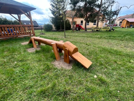 6733f0f8-04b3-4149-a31e-abbc2fbd90b1