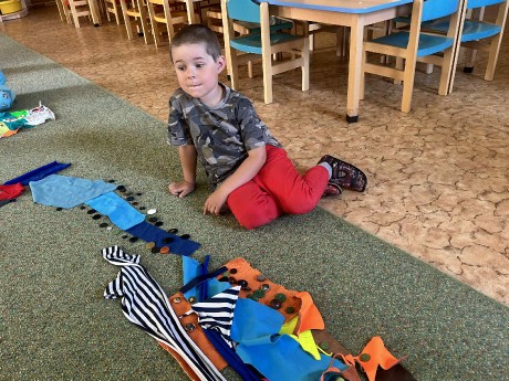 b159c930-deec-462f-bdc6-c2419fc0ecdf