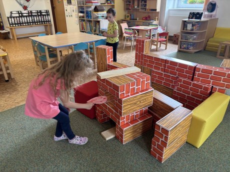 3b29d178-9c17-46be-8da0-2390c518d052