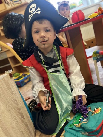 9cb2d7f1-434e-4137-90d8-ed31dad5a624