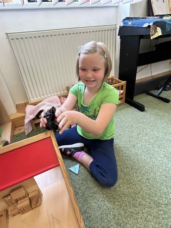 a5f9cbde-1822-4db9-af91-a970904d9b37