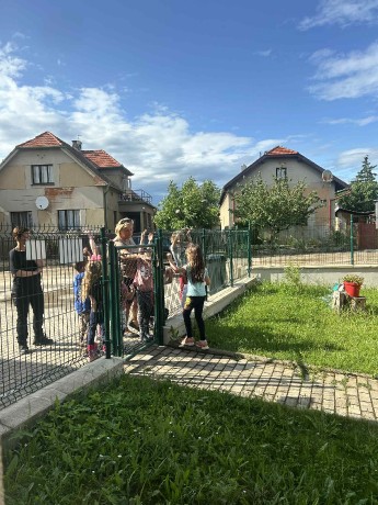 6d21bacb-91b1-4aee-abe2-078c5973a2f9