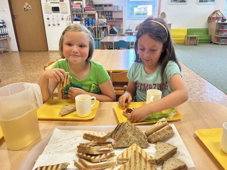 3f2da706-af54-4fe4-bba3-309d4474da2d