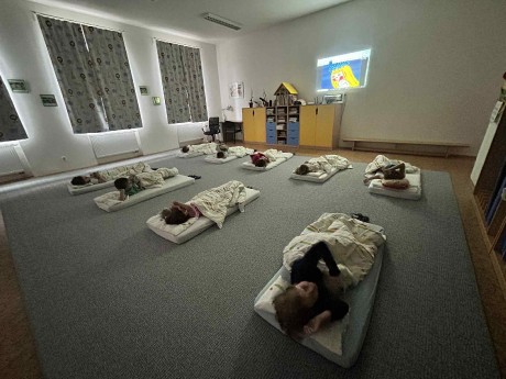 8b78db3c-79c1-44a8-bf0f-8a93172d2283