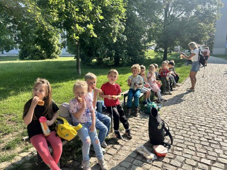 a292b1d5-61bc-4420-b4bc-595b4d4a16cb