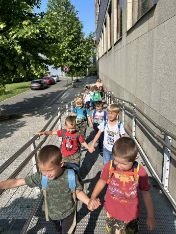 278ef72a-b7d3-4ef1-8b30-6e432efbecc3