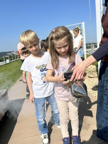 587058b7-073f-480f-b112-820db7e30606