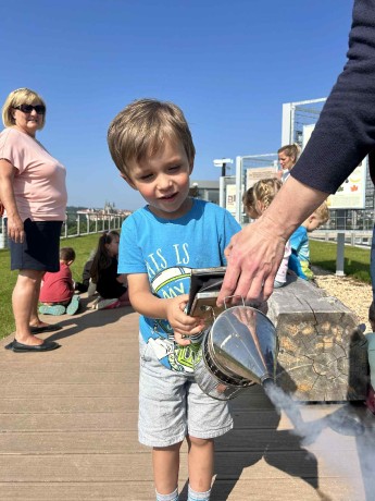 a8eafdc9-496e-47d1-a531-5af165998b06