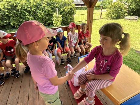 5f10c3a4-2bfd-4da4-b3b9-4b3112a4711b