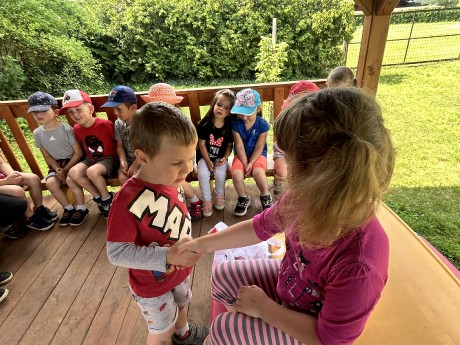 00f8eb99-d641-4279-b8c6-cdef670fab1f