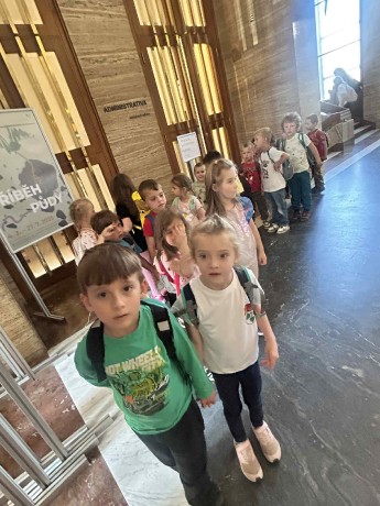 969b062b-bd82-4573-9dc0-9ef9e1da2876