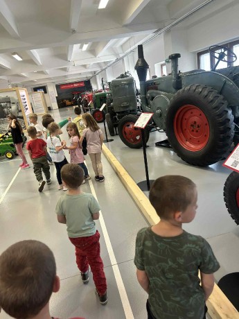 d30ccbd1-2a73-434a-b584-de2091982947