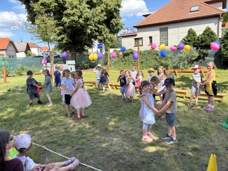 3db43f29-545f-48cd-b65a-a3214abd4d82