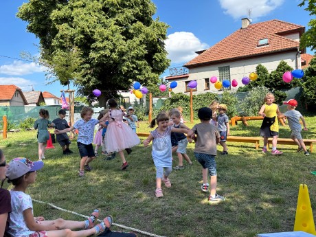 310417cb-f924-4b68-a90f-144491eb5eb8