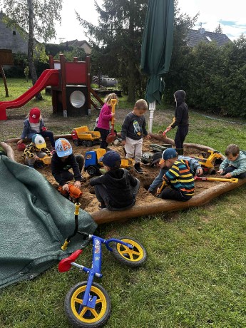 9de47f86-d65f-41c8-b715-e6b922a5040d.jfif