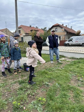 4c3e6c8a-4c96-4450-98bd-278f410b003f