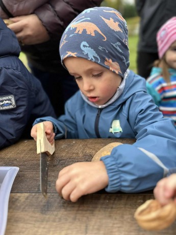 fae33ec7-45f5-4b7f-9de9-3dd161dd9cbd