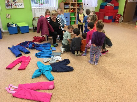 27605062_1834483436562825_1388068861_o