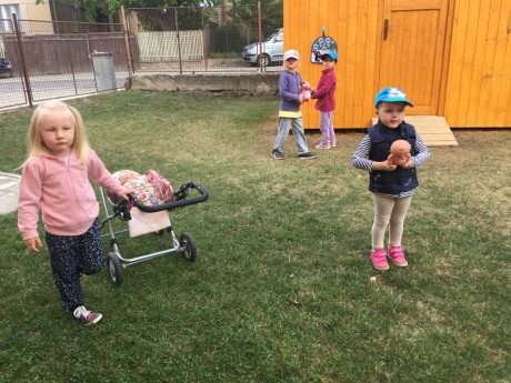 41631473_330388734380957_5709067462683656192_n