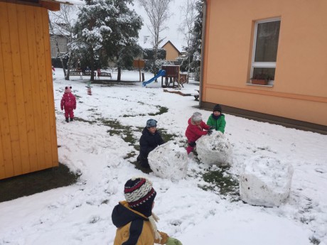 48368673_681892212207166_8089425341279371264_n