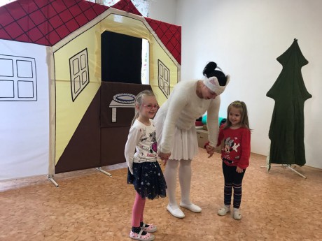 53530351_293105801386216_7433152341290778624_n